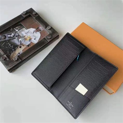 lv brazza wallet size